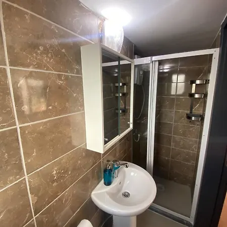 Apartment Stylish Retreat In Nicosias Heart