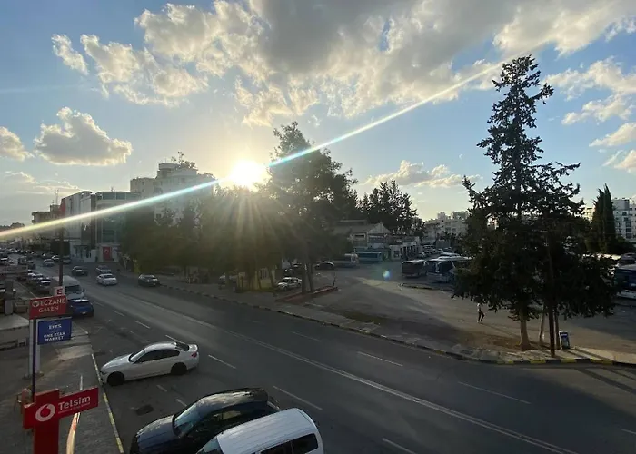 Stylish Retreat In Nicosias Heart アパート ニコシア