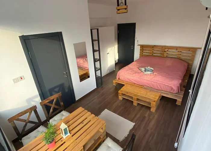 Stylish Retreat In Nicosias Heart アパート ニコシア