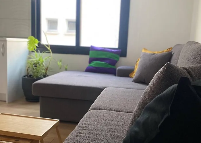 Stylish Retreat In Nicosias Heart Apartament